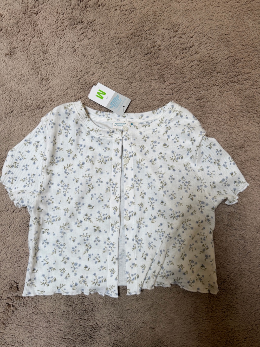 Floral top with buttons